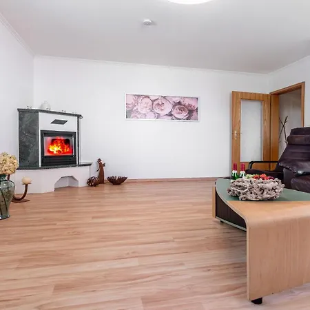 Bernsteinbad-koserow-haus-fuenf-elemente-ferienwohnung-erde Koserow