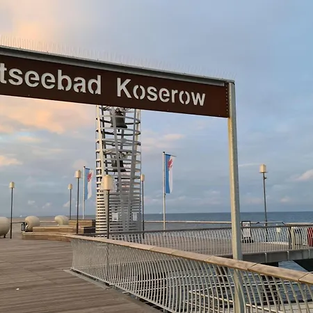 Bernsteinbad-koserow-haus-fuenf-elemente-ferienwohnung-erde 科瑟罗