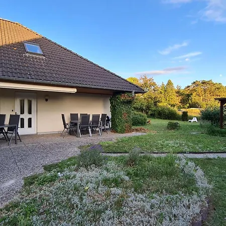 Apartment Bernsteinbad-koserow-haus-fuenf-elemente-ferienwohnung-erde Koserow