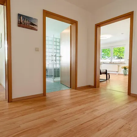 Bernsteinbad-koserow-haus-fuenf-elemente-ferienwohnung-erde *