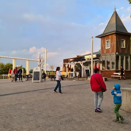 Bernsteinbad-koserow-haus-fuenf-elemente-ferienwohnung-erde 公寓 科瑟罗