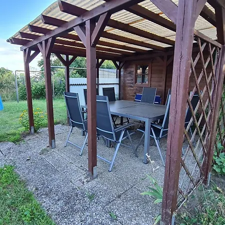 Bernsteinbad-koserow-haus-fuenf-elemente-ferienwohnung-erde *